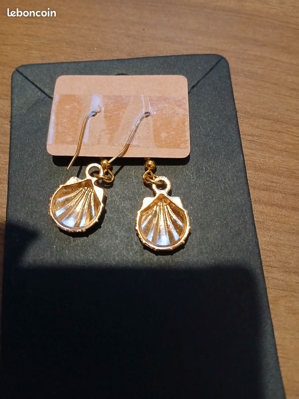 Boucles d'oreilles neuf (image 3)