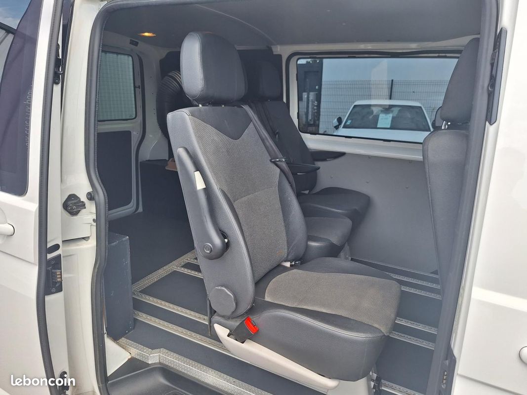 VOLKSWAGEN TRANSPORTER FOURGON T6 2.0 TDI 150 - garantie 12 MOIS (image 19)