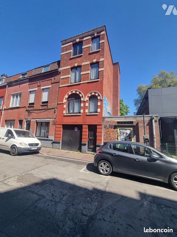 Local commercial 120 m² · à Roubaix · 120 m² · 295 490 €