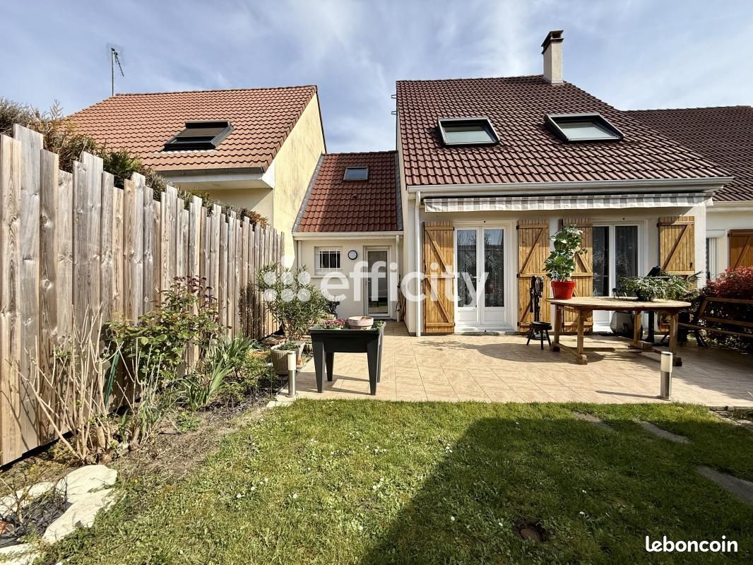 Maison 5 pièces 90 m² · à Orléans · 90 m² · 227 000 €