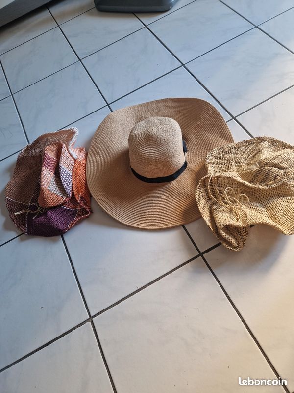 Lot de 3 chapeaux ( 55, 58 et taille unique) (image 1)
