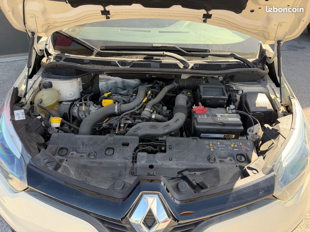 RENAULT CAPTUR TCe 90 Energy Life (image 26)