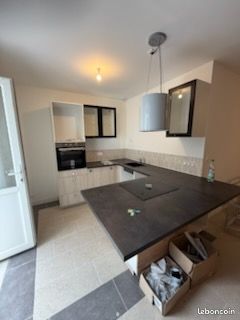 Maison 6 pièces 120 m² · à Val d'Erdre-Auxence · 120 m² · 850 €/mois