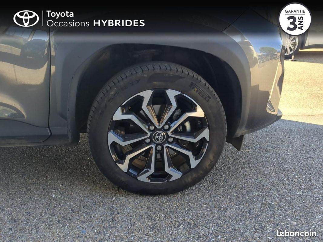 Toyota Yaris Cross 116h Design AWD-i MY22 (image 16)