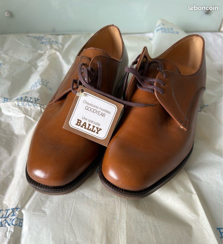 Chaussures BALLY Neuves En Cuir - Pointure 41, Marron, Avec Boîte D'origine, Jamais Portées