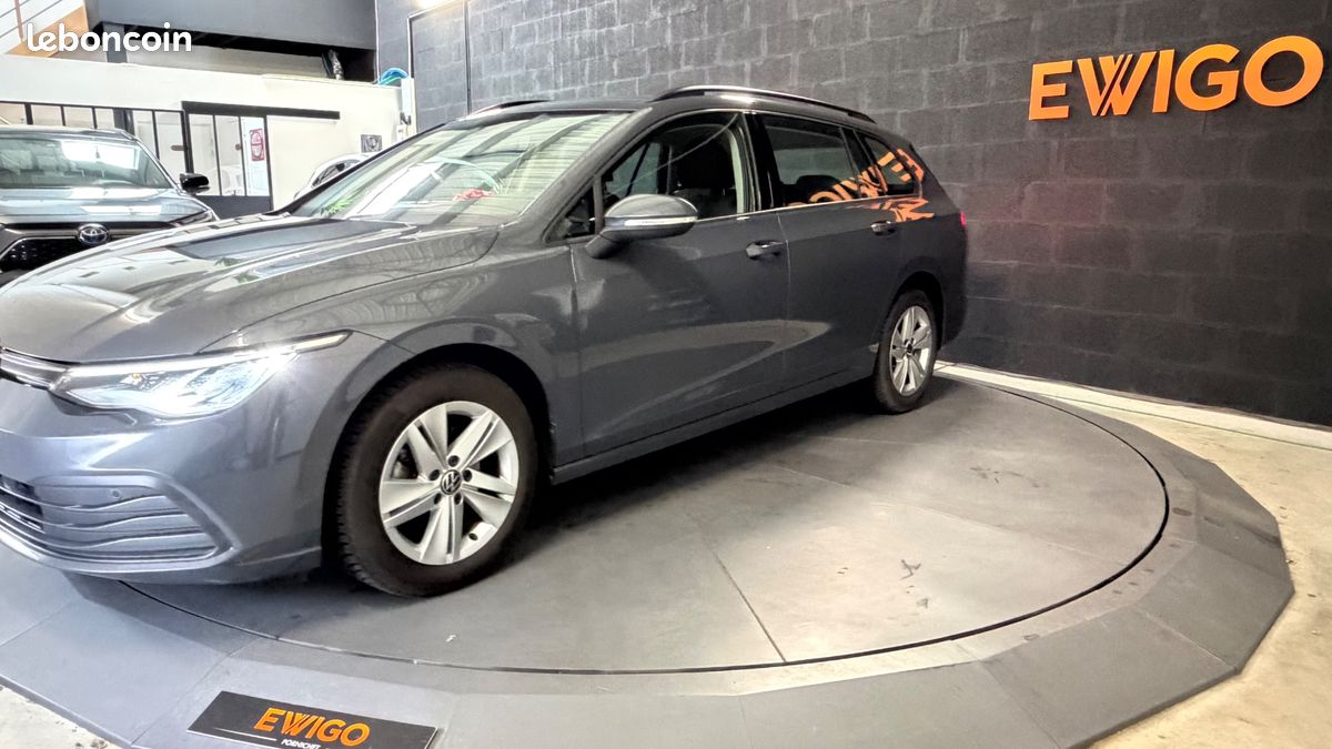 VOLKSWAGEN GOLF SW 1.0 TSI 110ch LIFE PLUS - CARPLAY - ENTRETIEN CONSTRUCTEUR A JOUR (image 7)
