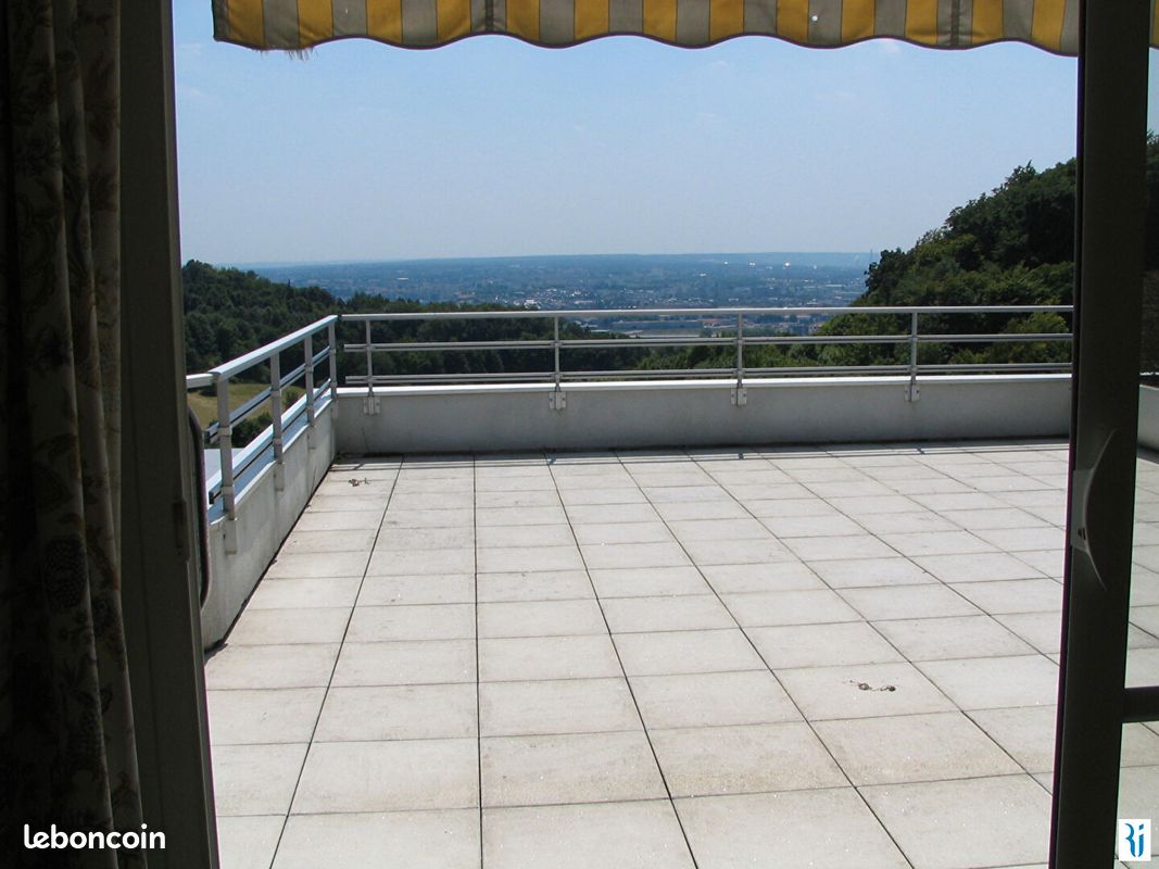 Appartement 2 pièces 47 m² · à Mont-Saint-Aignan · 47 m² · 1 750 €