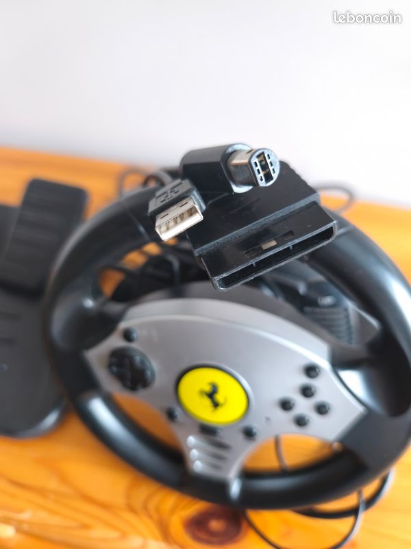 Thrustmaster ferrari volant ps1 (image 4)