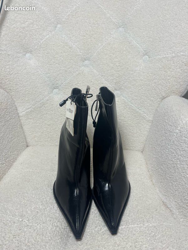 Bottines Zara à Talons Hauts - Pointure 37 (US 6.5), Bout Carré, Neuves Avec étiquettes