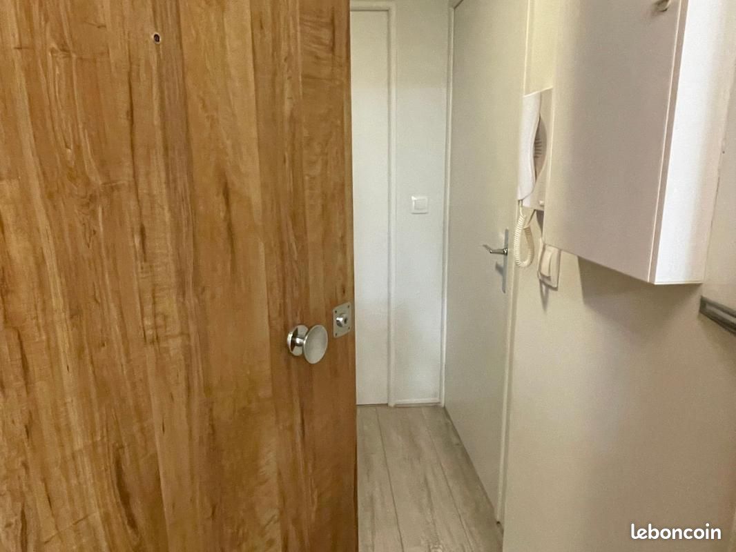 Appartement 1 pièce 29 m² · à Boulogne-Billancourt · 29 m² · 990 €/mois