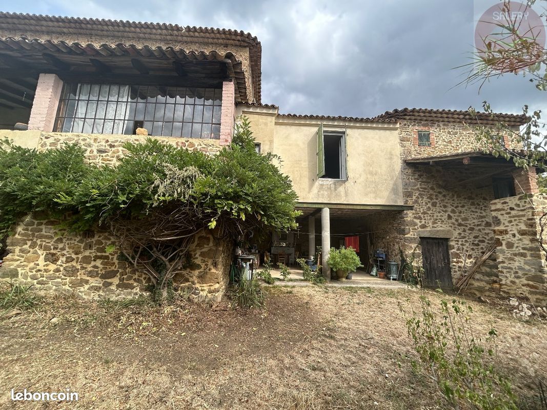 Maison 5 pièces 131 m² · à Saint-Sébastien-d'Aigrefeuille · 131 m² · 185 000 €