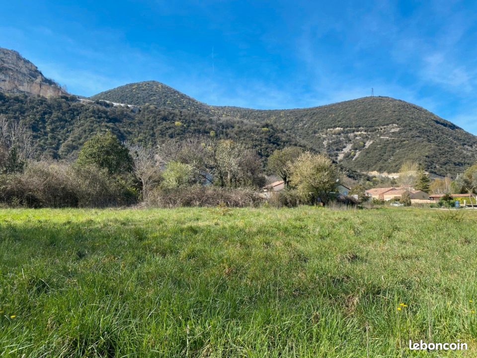 Terrain 574 m² · à Cruas · 89 000 €
