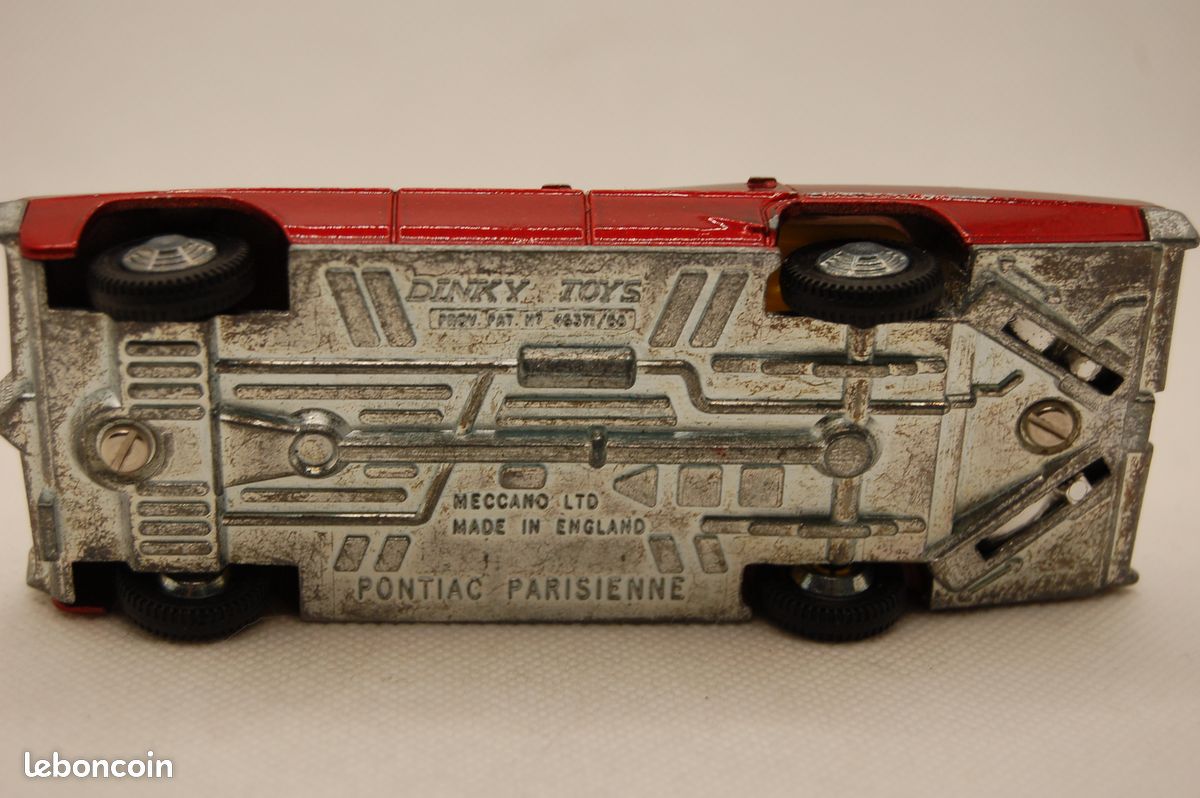 Dinky Toys - Pontiac Parisienne 1969 – Miniature 1/43, Zamak, Occasion Bon état