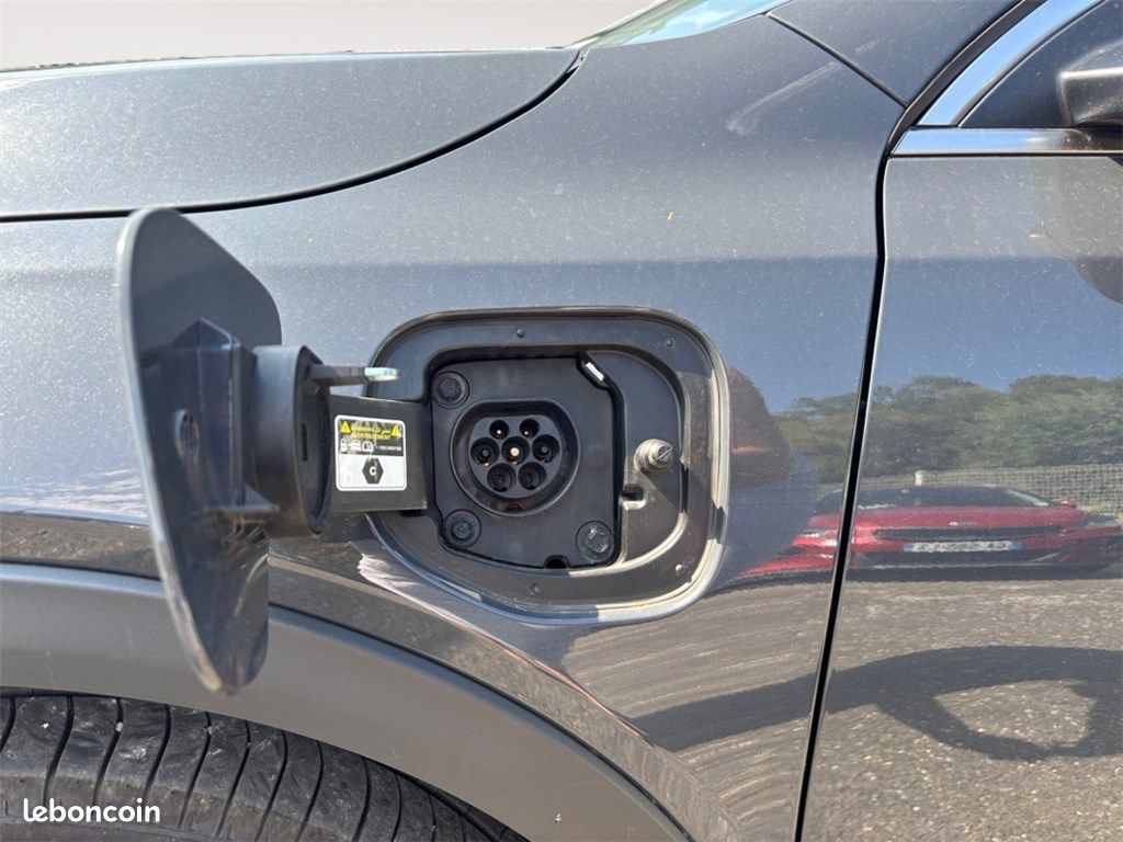 Kia Xceed HYBRIDE RECHARGEABLE 1.6 GDI 141CH DCT6 Active (image 11)