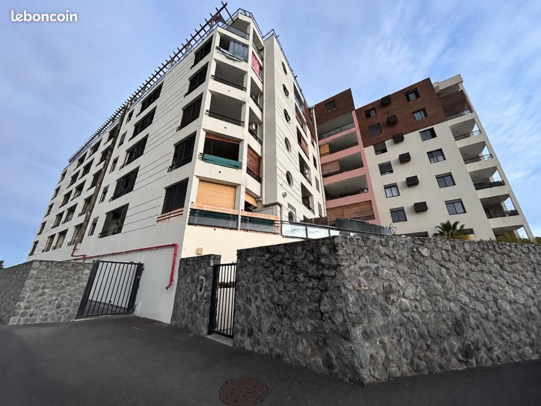 Appartement 2 pièces 53 m² · à Saint-Denis · 53 m² · 99 000 €