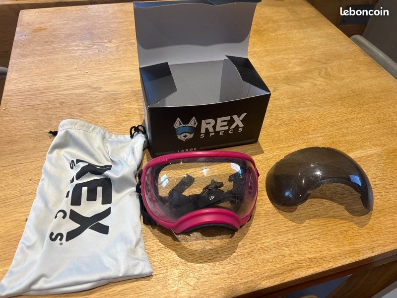 Masque chien rex specs (image 1)
