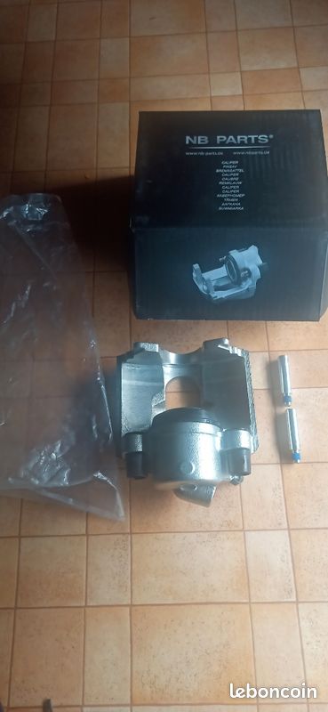 Étrier de frein Gauche NEUF complet FORD (image 1)