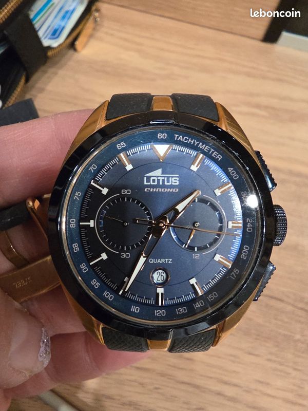Montre lotus (image 1)