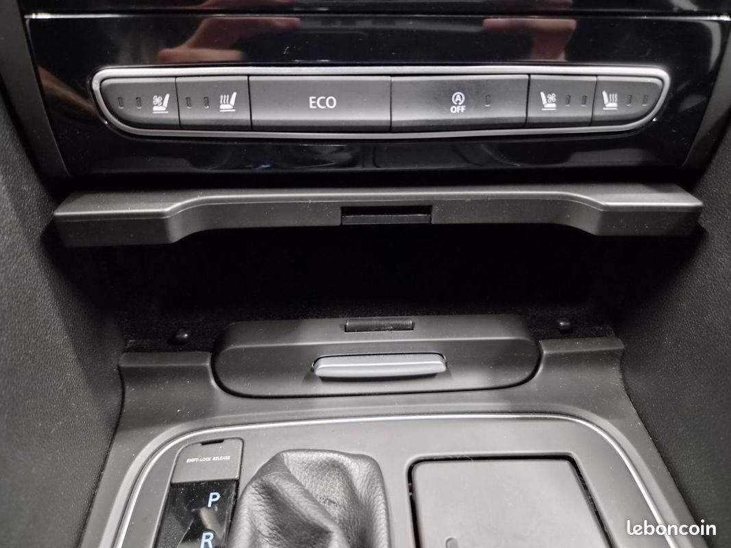 RENAULT TALISMAN 1.6 TCe 200 EDC Initiale Paris (image 32)