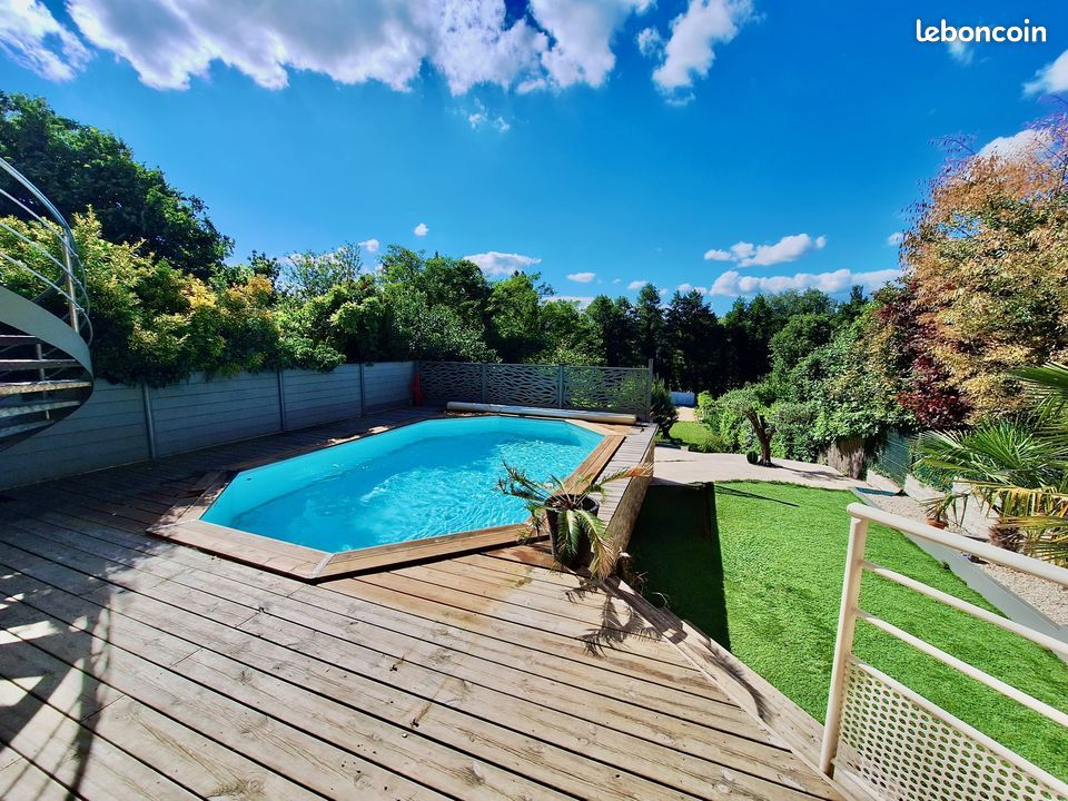 Maison 6 pièces 169 m² · à Châteauneuf-sur-Isère · 169 m² · 450 000 €