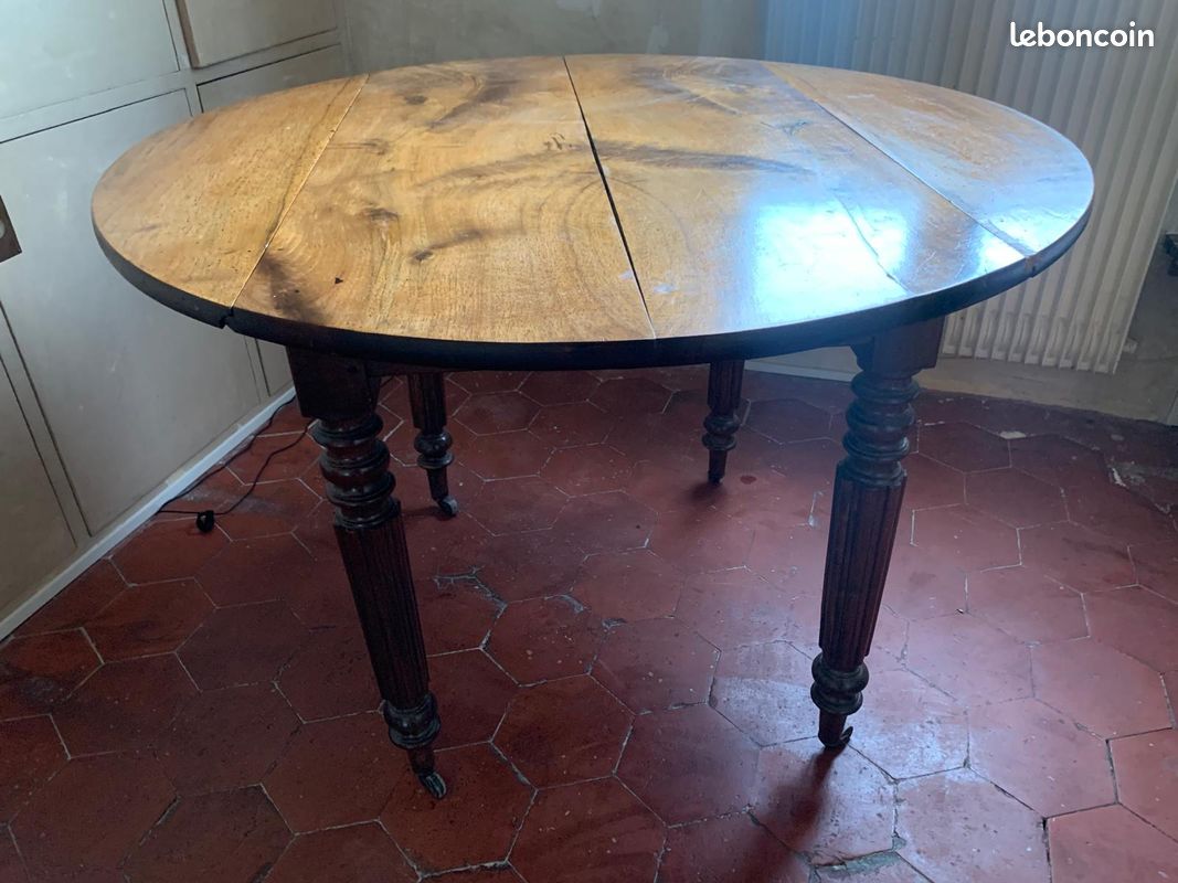 Table XIXème (image 3)