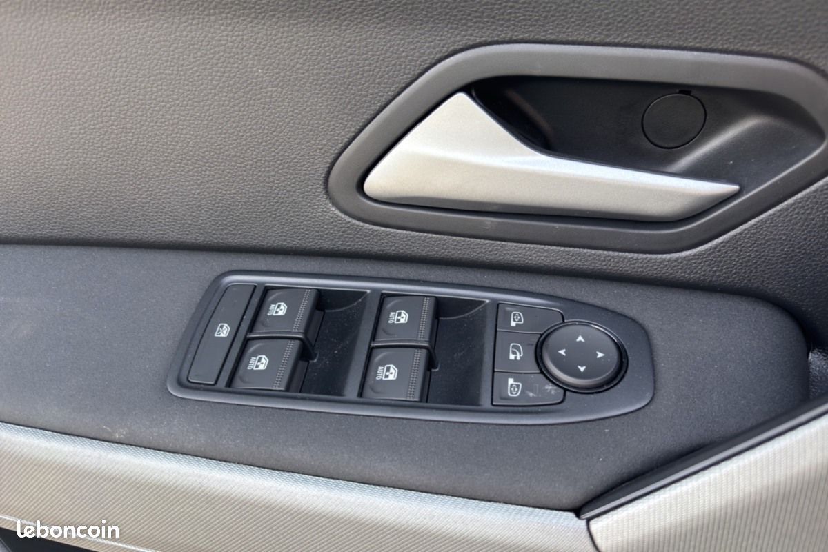 Dacia bigster HYBRID 150 4X4 JOURNEY CITY -4% (image 12)