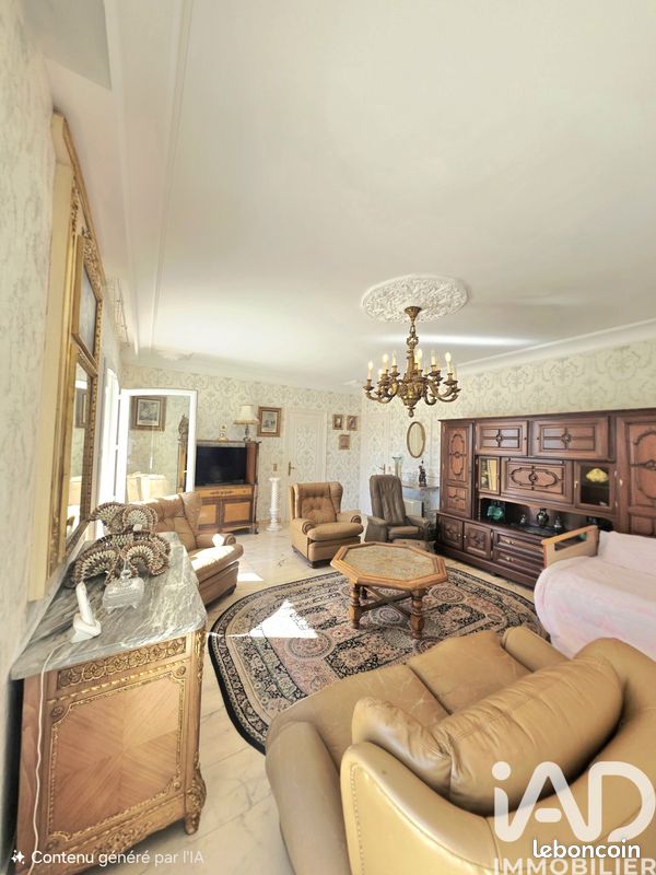 Maison 5 pièces 180 m² · à Marseille · 180 m² · 749 000 €