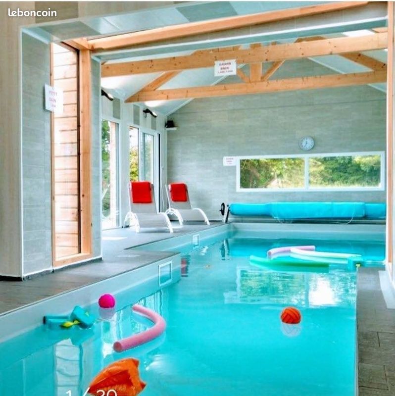 Maison 7 pièces 230 m² · à Plounévez-Lochrist · 230 m² · 495 000 €