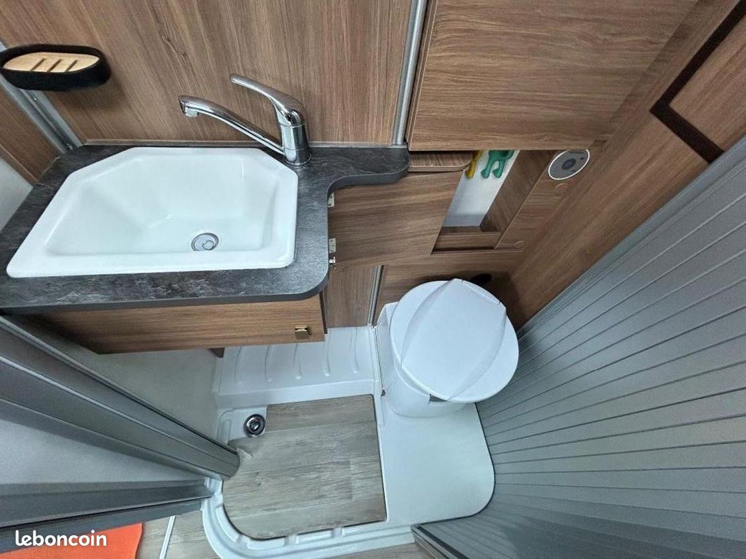 Camping-car PILOTE P626 EVIDENCE (image 4)