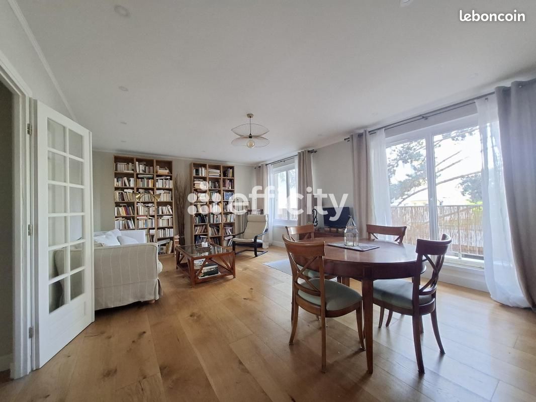 Appartement 3 pièces 81 m² · à Meudon · 81 m² · 570 000 €