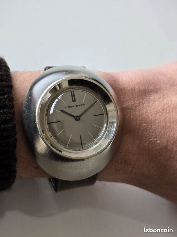 Montre Vintage Jaeger Pour Pierre Cardin Des Années 70 | Mécanique à Remontage Manuel | Boîtier Carré Acier, Cadran Beige | Occasion TBE