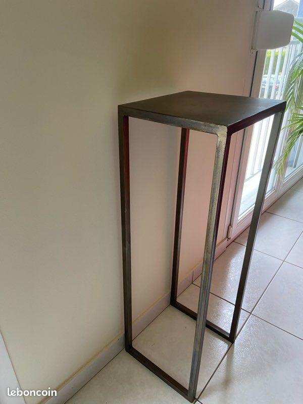 Table d’appoint / Sellette (image 3)