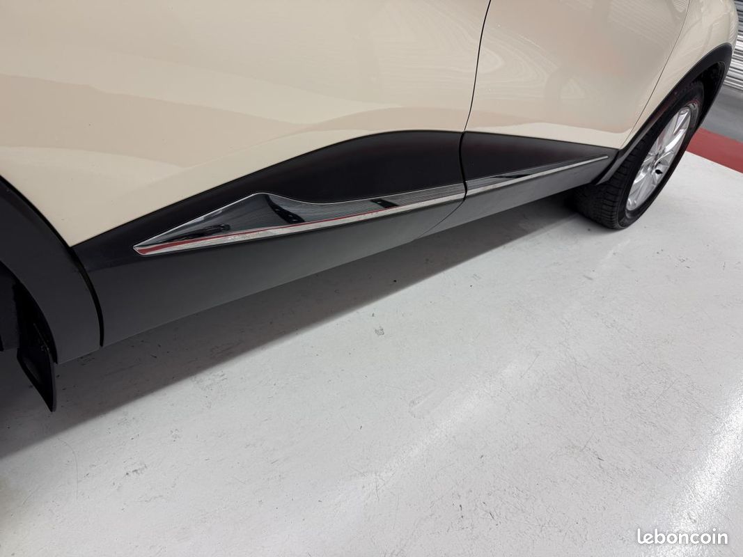 RENAULT CAPTUR 90ch Limited (image 10)