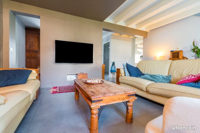 Maison 6 pièces 157 m² — 6