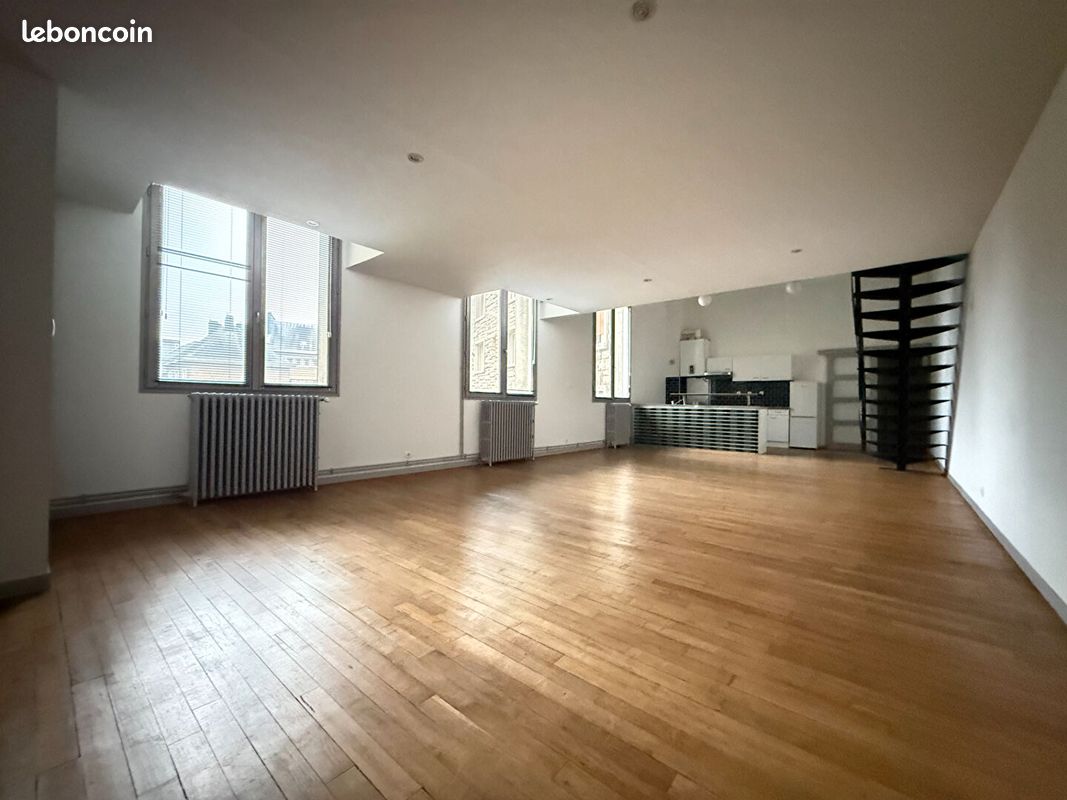Appartement 5 pièces 135 m² · à Sedan · 135 m² · 122 000 €