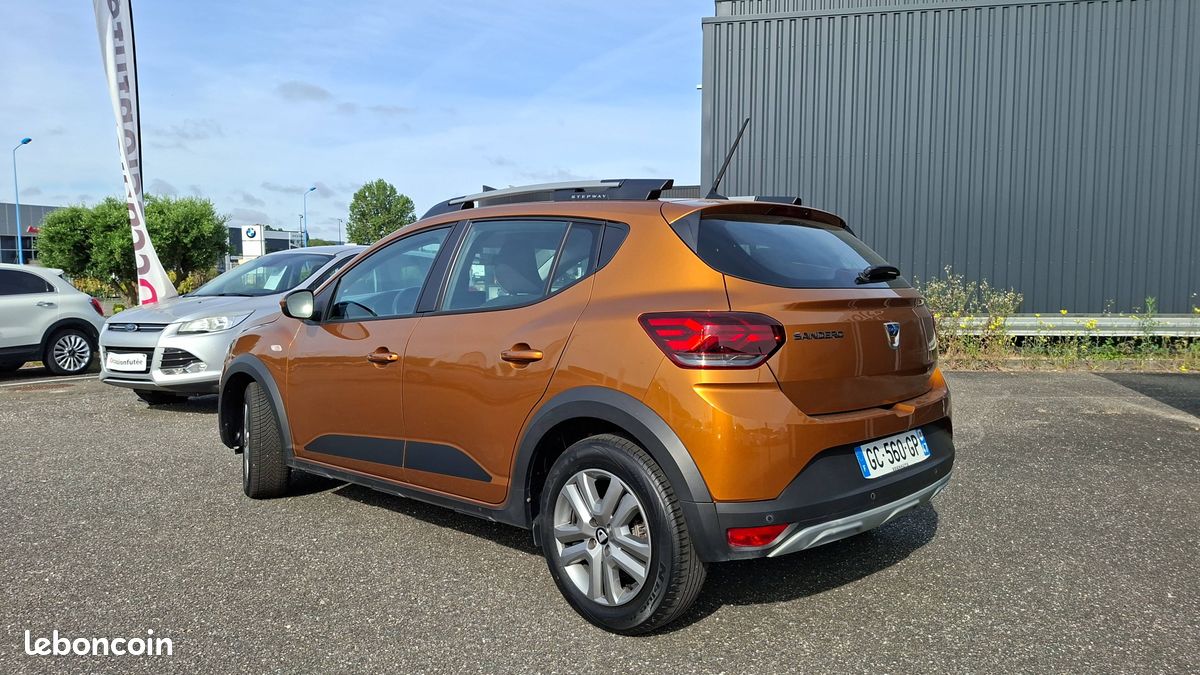 DACIA Sandero ECO-G 100 Stepway Confort (image 3)