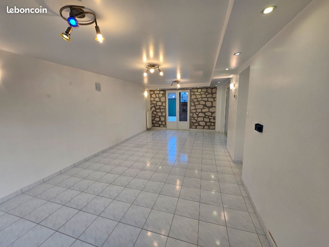 Maison a louer conflans-sainte-honorine - 6 pièce(s) - 150 m2 - Surfyn