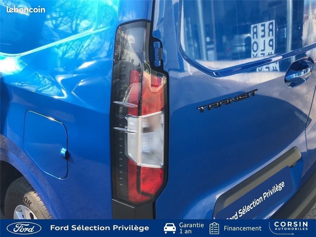 Ford transit courier FOURGON FGN 1.0 ECOBOOST 125 DCT7 LIMITED (image 22)