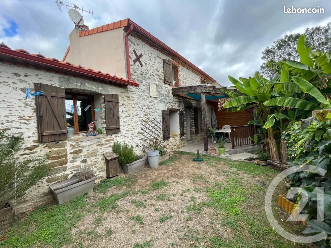 Maison 4 pièces 114 m² · à Paulx · 114 m² · 195 952 €
