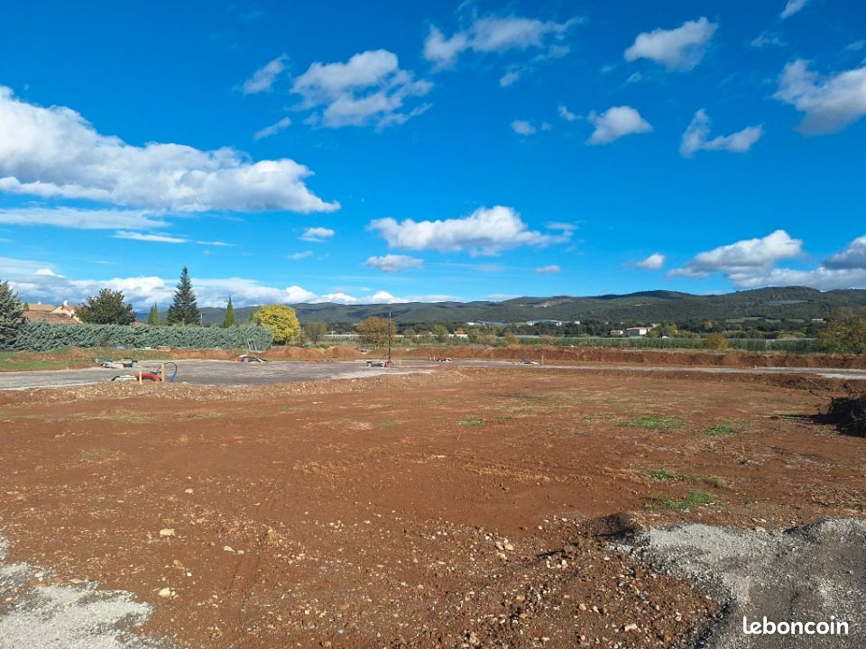 Terrain 514 m² · aux Mées · 79 000 €