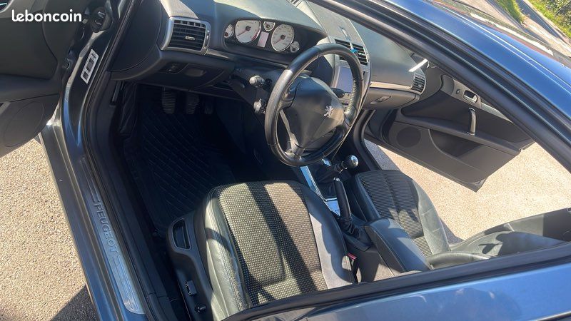 Peugeot 407 (image 3)