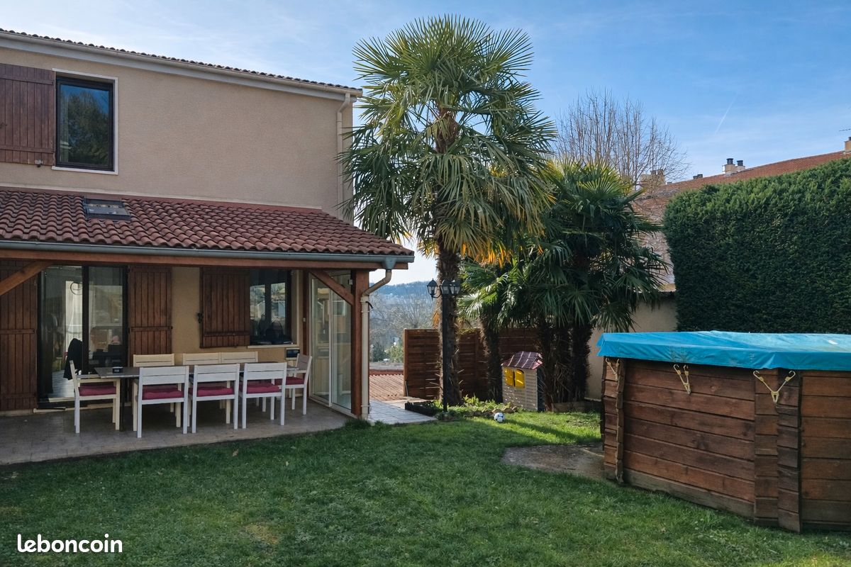 Maison 5 pièces 90 m² · à Saint-Étienne · 90 m² · 219 000 €