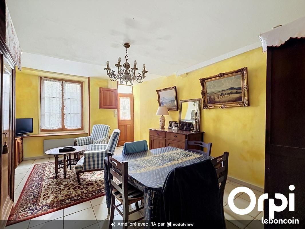 Maison 4 pièces 107 m² · à Saint-Flour · 107 m² · 60 500 €