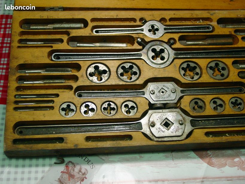 Ancien grand coffret tarauds filière pro PRECY Saint Etienne (image 2)