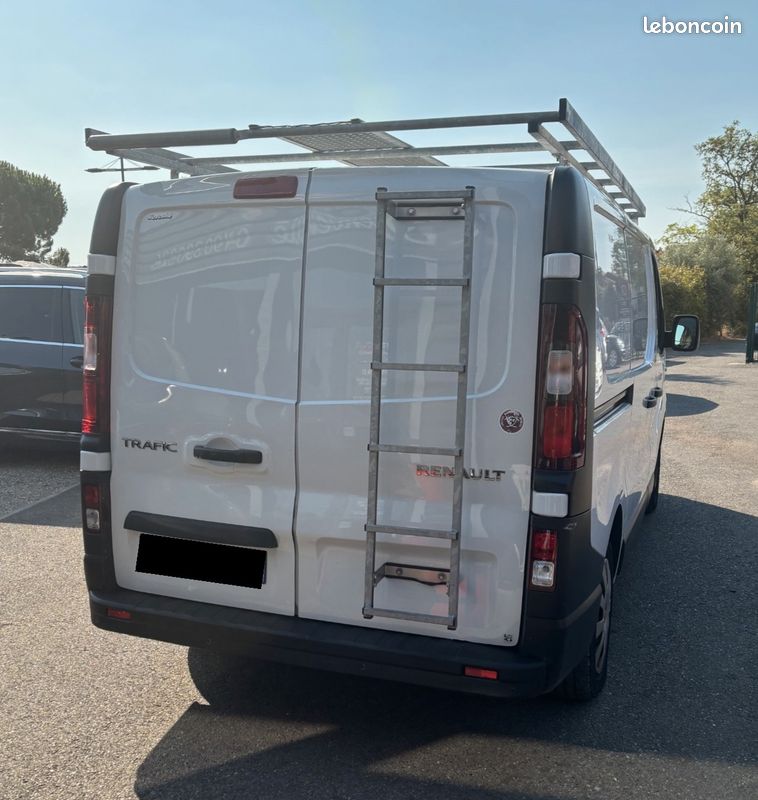 RENAULT Trafic Fg L1H1 1000 2.0 dCi 120ch Grand Confort (image 3)