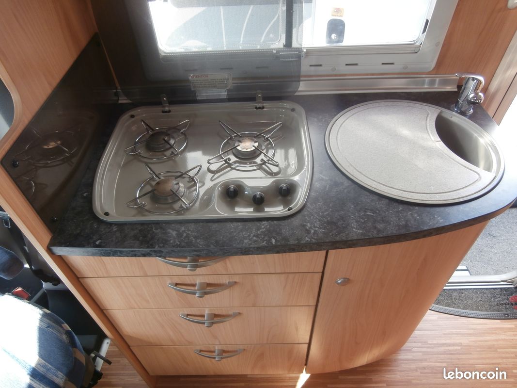 Burstner Solano T 700 2008 Lits jumeaux bas Profile - Caravaning