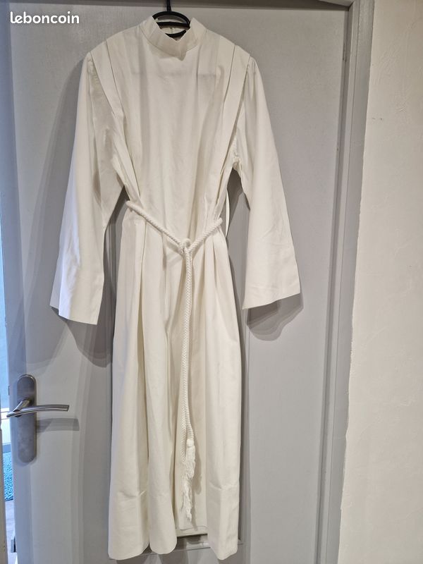 AUBE communion (image 1)