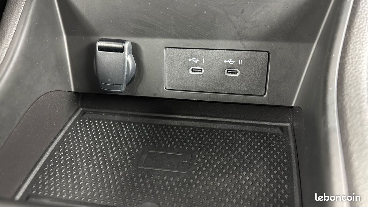 Renault captur eco g 100 ch techno (image 19)