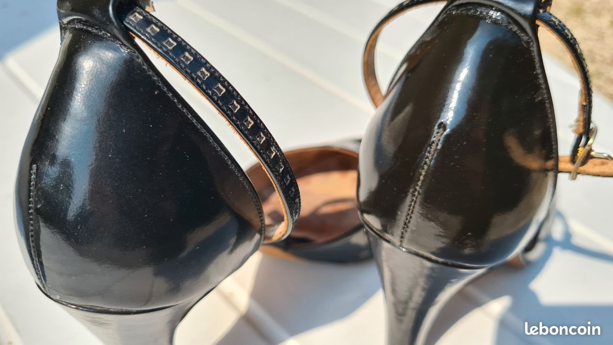 Escarpins vintage cuir verni noir (image 4)