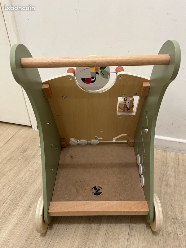 Chariot de marche en bois (image 3)